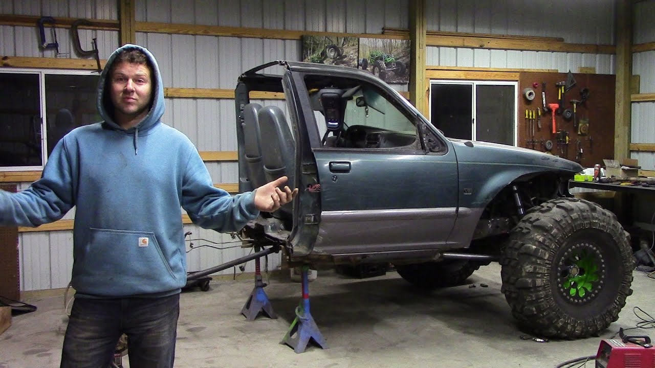 WE CUT A CAR IN HALF Truggy Build YouTube