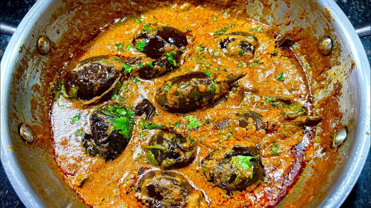 आज तक के सबसे आसान भरवा बैंगन | महाराष्ट्रीयन Traditional tarike se baingan masala | Brinjal Curry 