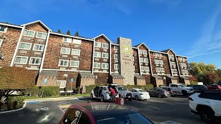 Hotel Room Tour(s) at the Lake Natoma Inn in Folsom, CA (November, 2023)