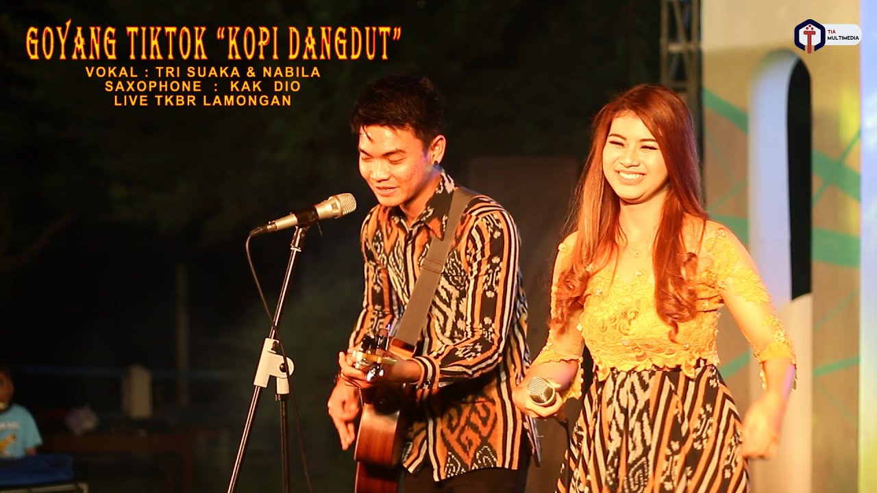 TRI SUAKA & NABILA GOYANG TIK TOK 
