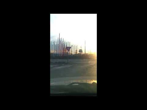 PSA How to drive thru a traffic roundabout ( Feat thewall024)