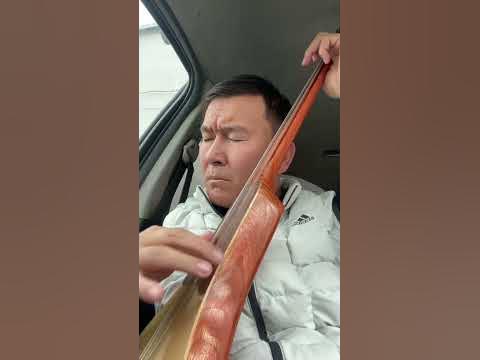 Комуз сүйлөйт - YouTube