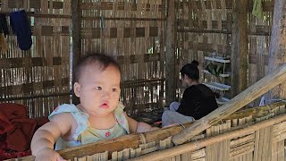 Download Lagu The Hard Life of a Single Mother and Her Young Daughter in a Dilapidated House MP3