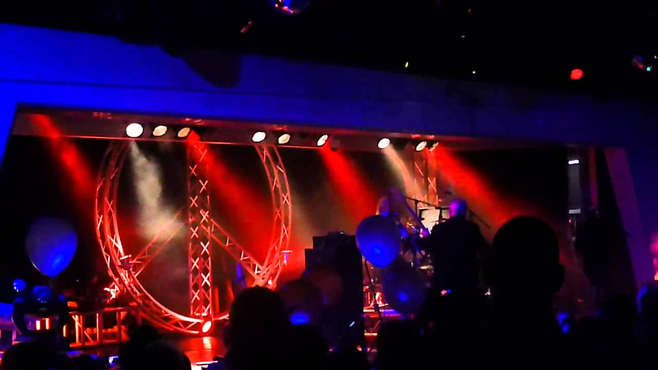 Dreamers in CS Butlins Skegness Dec 2013 60's weekend