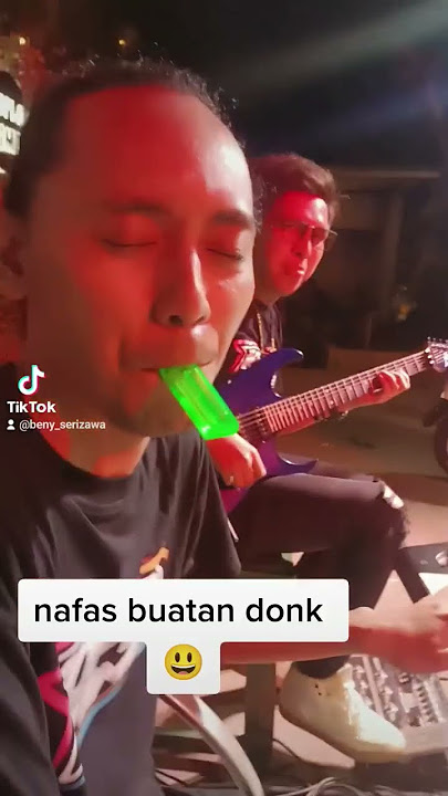 Violin satu rasa cinta manual tiup pakek korek api.😃😃..