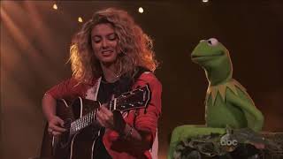 Kermit The Frog And Tori Kelly Sing Rainbow Connection