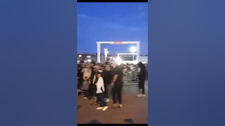 #om Plus de 500 marseillais sont venus accueillir Adrien Rabiot à Marignane !💙🤍