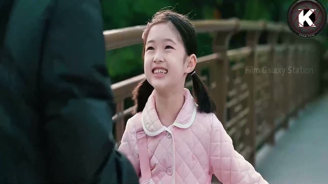 Đừng Coi Thường Bà Lão Quét Dọn: Sự Thật Kinh Hoàng Đằng Sau Một Huyền Thoại 🔥