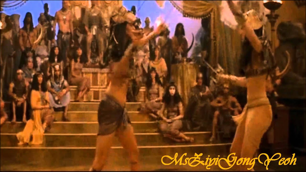 The Mummy Returns Movie Topless Fight Scene Moremserl