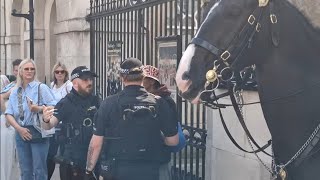 Disgusting behaviour at  horse guards. guard shouts twice, you won't believe what he did.