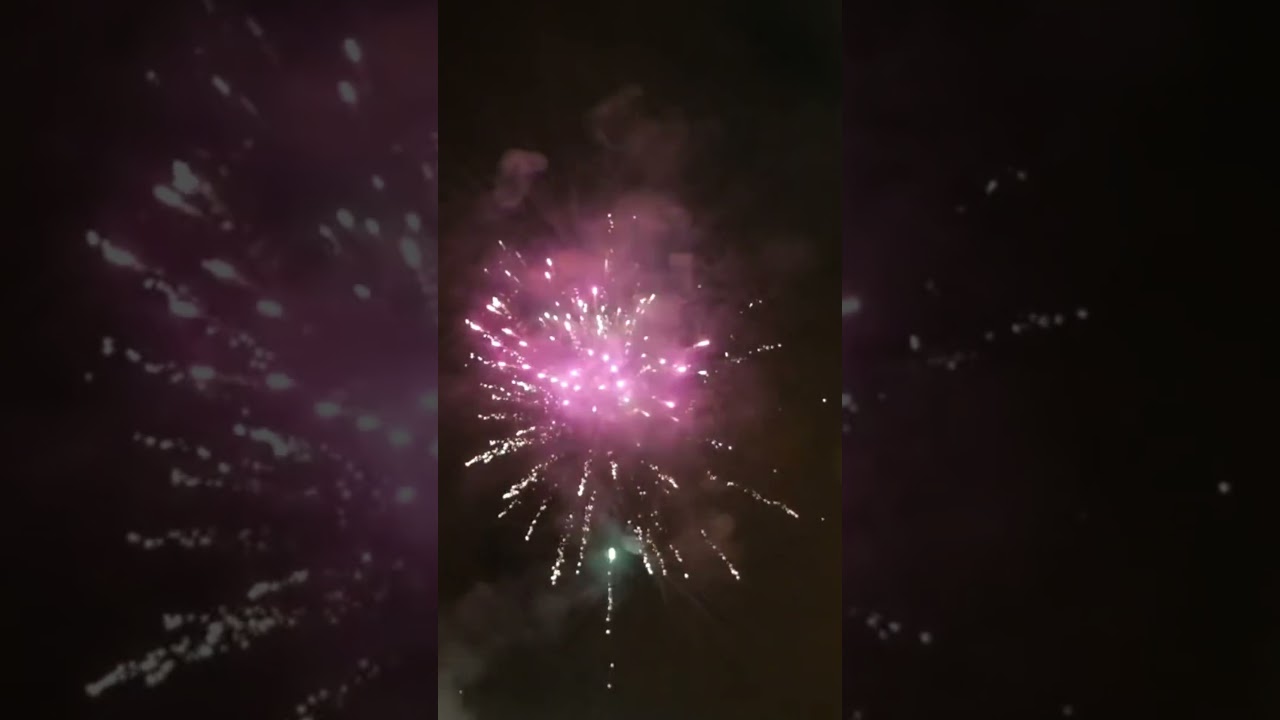 Fiery Beginnings: Ecuador's Strange Tradition of Burning Old Year's Ghosts 🔥🎉