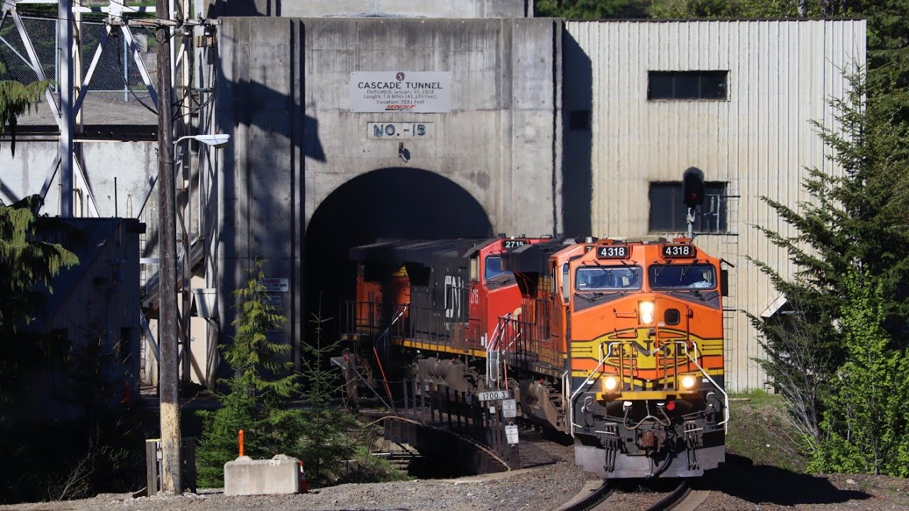 Railfanning Stevens Pass
