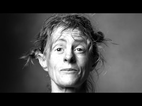 Tërhiq e mos këput! Si e sheh raportin mes saj dhe Klodit, Elijona?