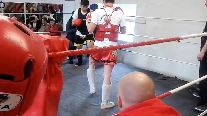 Joseph Devlin 1st Interclub Fight ( Phoenix Muay T...