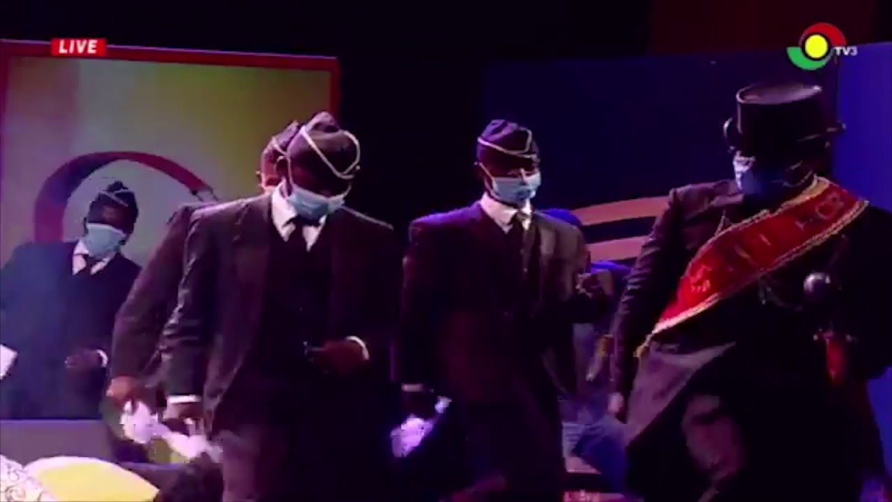 CHECKOUT SOME DANCING MOVES FROM DADA AWU PALL BEARERS - YouTube
