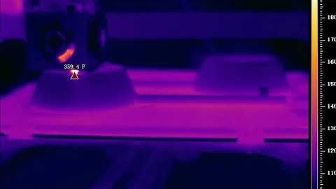 3D printing as seen with a thermal camera