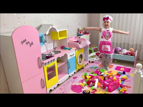 ELİF'İN DEVASA MUTFAĞI ve OYUNCAK MUTFAK MALZEMELERİ- Play with Giant Kitchen and Kitchen Toys