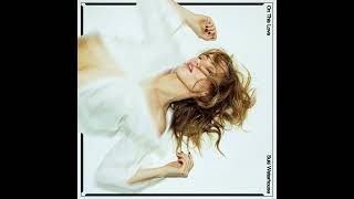 Suki Waterhouse - On This Love (Instrumental)