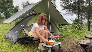 SOLO OVERNIGHT CAMPING IN THE RAIN – RELAXING IN THE TENT WITH THE SATISFYING SOUND OF NATURE – ASMR