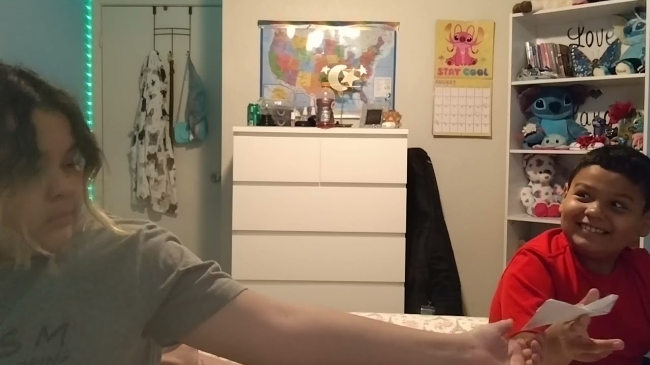 make paper claws with us.