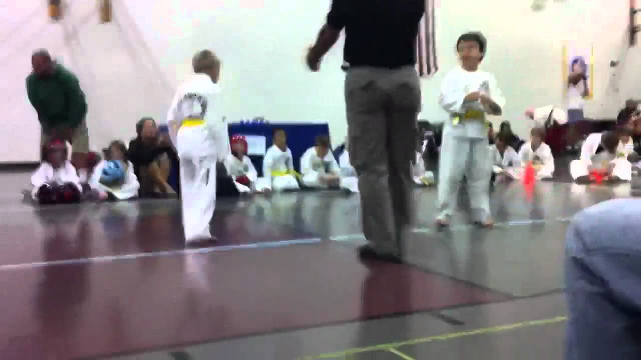 Octoberfist 2011 Drayton's first ITF patterns competition - YouTube