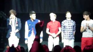 One Direction - More Than This LIVE in Chicago