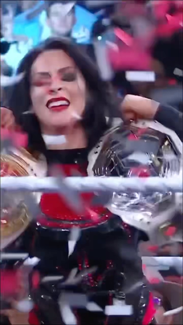 Stephanie Vaquer has made history! ?? #WWERoadblock