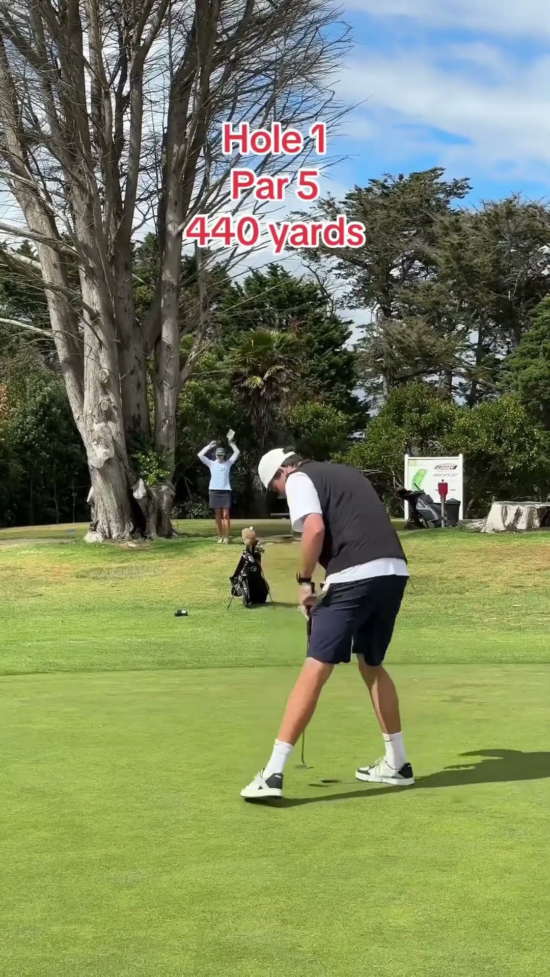 Day 330: Playing GOLF EVERYDAY until I make 18 pars in a row