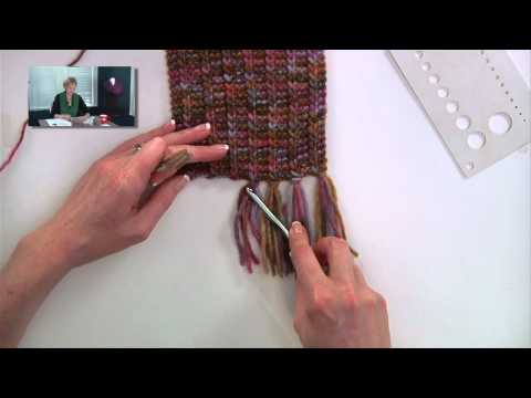 Video: How To Knit A Scarf Fringe