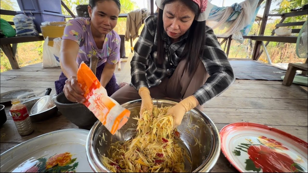 ตำส้มตำลงวัด