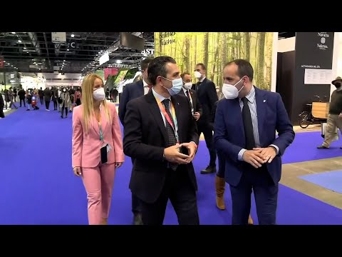 El Gobierno negocia en FITUR el contrato para abaratar el precio del transporte marítimo