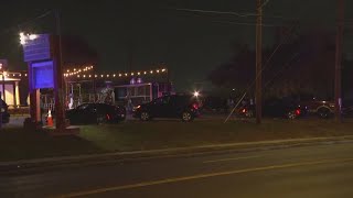 Two men shot outside bar on north side, both critically injured, San Antonio police say