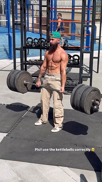 Anatoly Deadlift Routine 💪🏻 #anatoly #anatolygym #anatolyprank #deadlift #gym #motivation #shorts