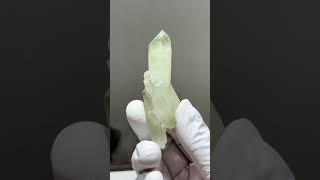 Video preview: Pale Green Epidote — Sichuan, China