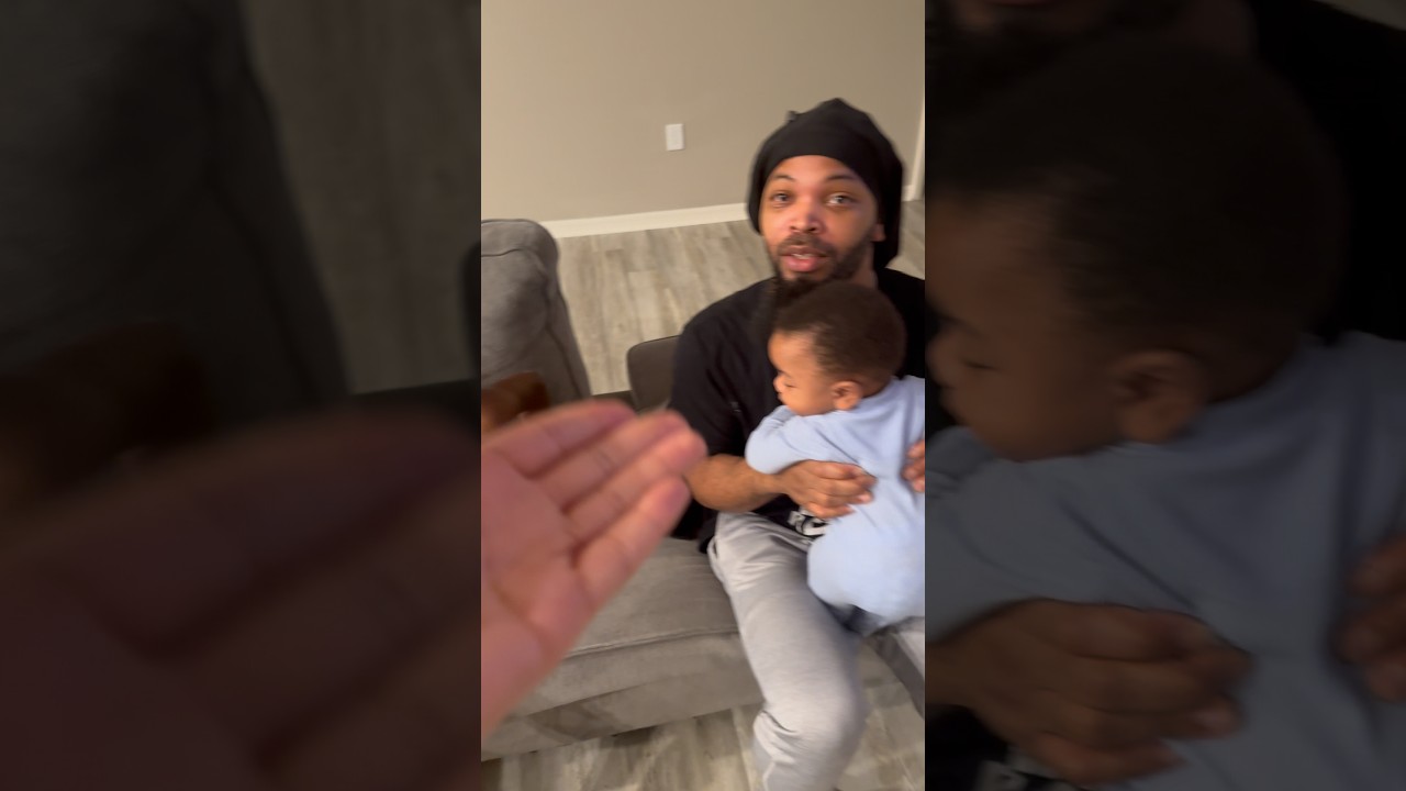 Мама нападает на папу и дочь, и вот что происходит дальше 