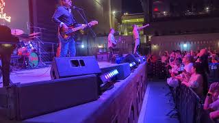 Radio Ga Ga Ga Ga Ga Ga Ga Ga Aggaaa Ga....ga....