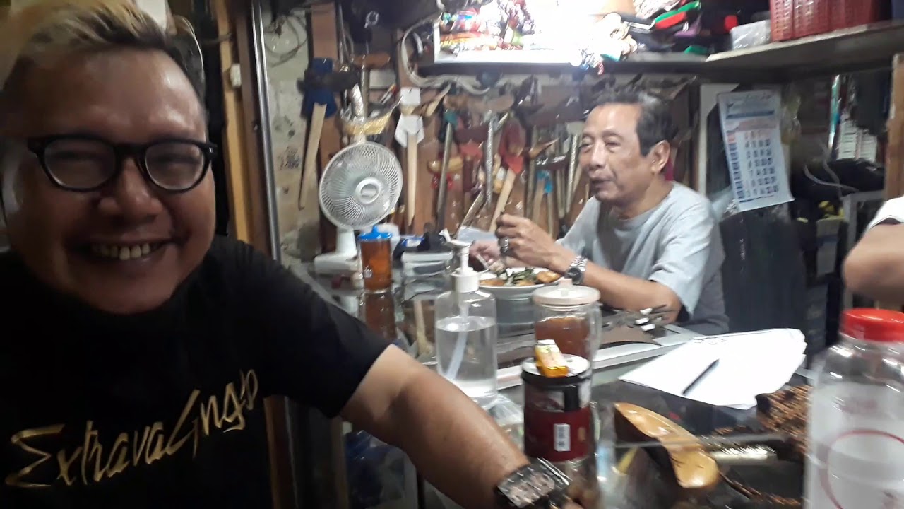 kios keris,Pak Abdulah di Pasar Beringharjo,Jogja