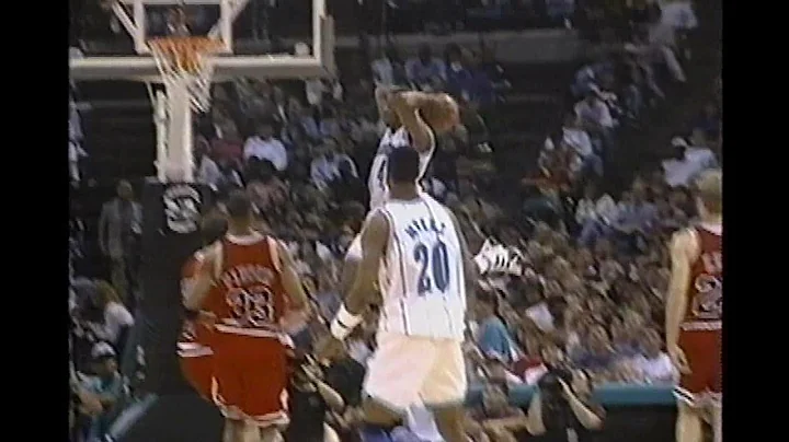 Darrin Hancock DUNKING against Chicago