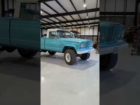 Video Jeep Gladiator J2000 🇺🇸 #evocarsmx #jeep #gladiator #4x4 #shorts #classiccars - youtube