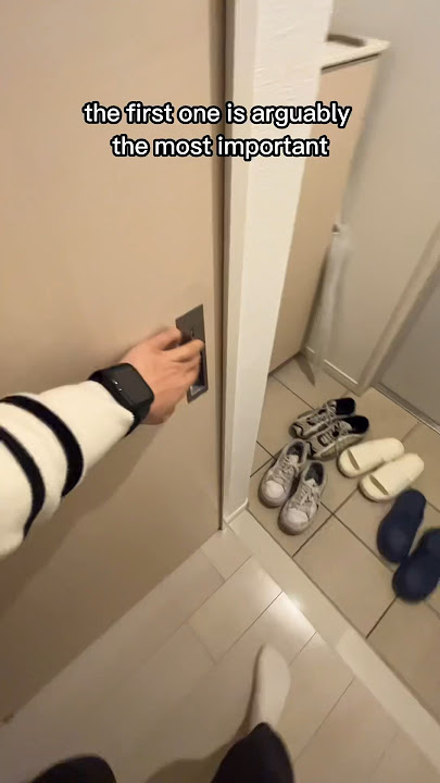 Walking in on my Japanese Boyfriend