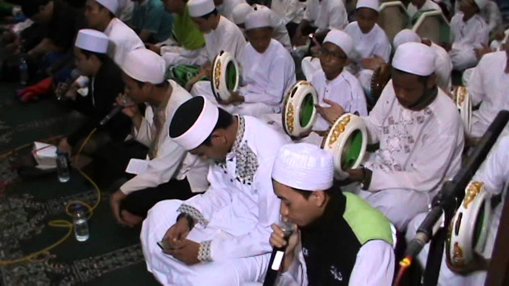Hadroh Majelis Al Anwar - Mabruk Alfa Mabruk (Selamat Milad)