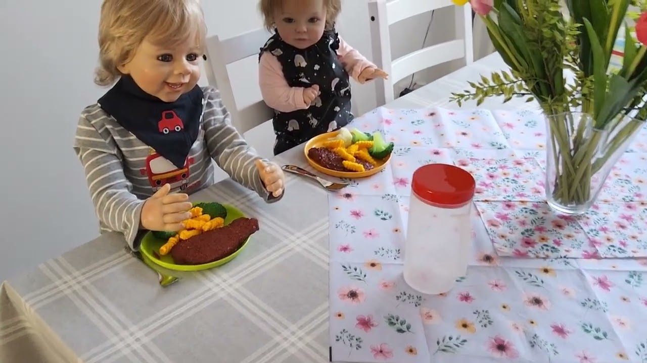 Ein kleines Rollenspiel mit reborn toddler (Unbezahltes Werbevideo ) 