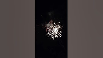 How scary people be popping fireworks✴️🎇😱#shorts