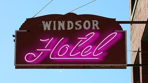 Realistic Neon with Paint Net