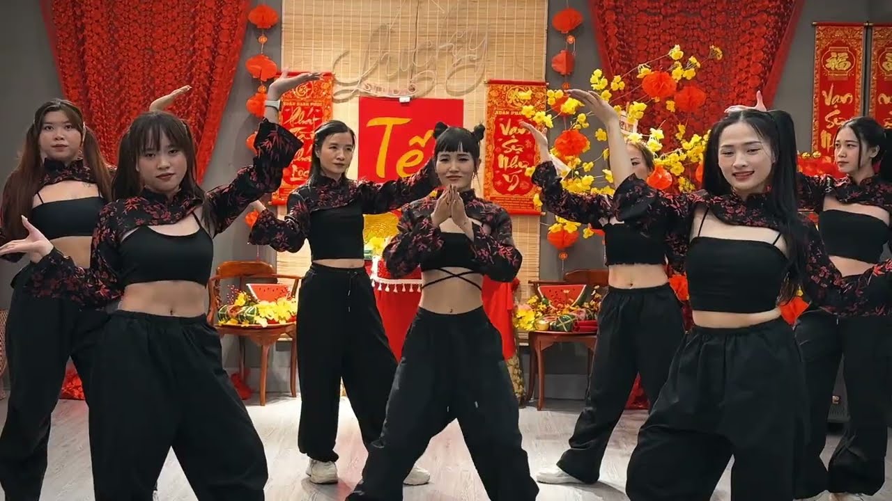 Bo xì bo - Hoàng Thuỳ Linh || Pika's Dance class