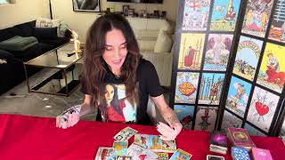 видео: ТЕЛЕЦ Обожаю гадать на картах Таро. Что чувствует ваш человек, что дальше? картинка: ТЕЛЕЦ Обожаю гадать на картах Таро. Что чувствует ваш человек, что дальше?