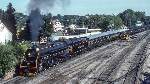 BLI Paragon 4 Reading T1 #2102 w/TCS WOW pulling an Excursion Train