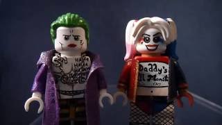 Lego Minfigure Suicide Squad Fancy Joker With Collectable Card 