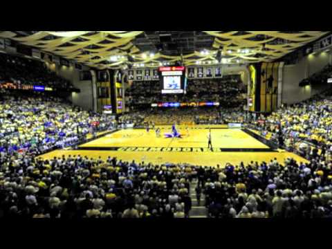Top 10 College Basketball Stadiums - YouTube