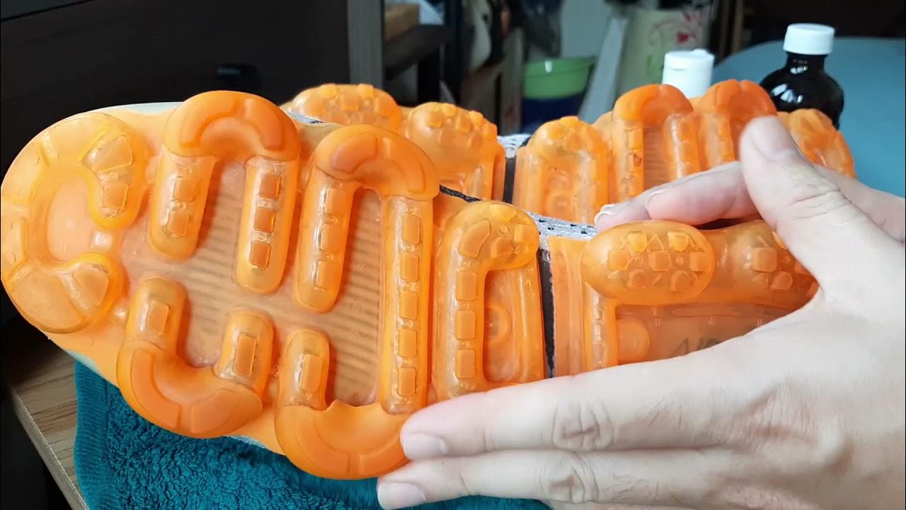 Cleaning a Nike Vapormax Flyknit YouTube